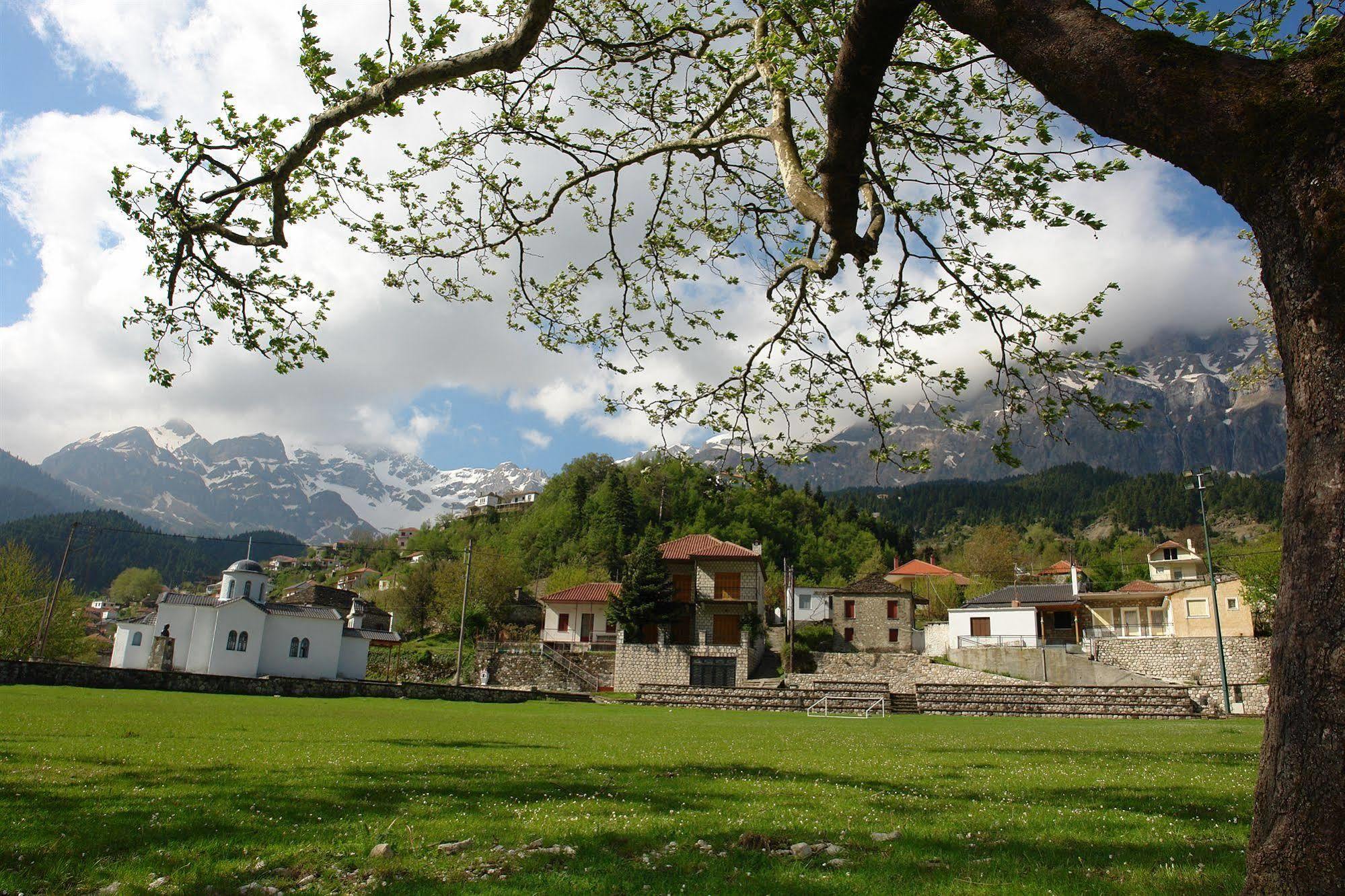 Orizontes Tzoumerkon Hotel Resort Pramanta Luaran gambar